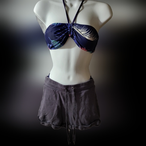 ROXY Like New Navy Purple Tropical Bikini Set Sz M with extra Shorts - Picture 7 of 10